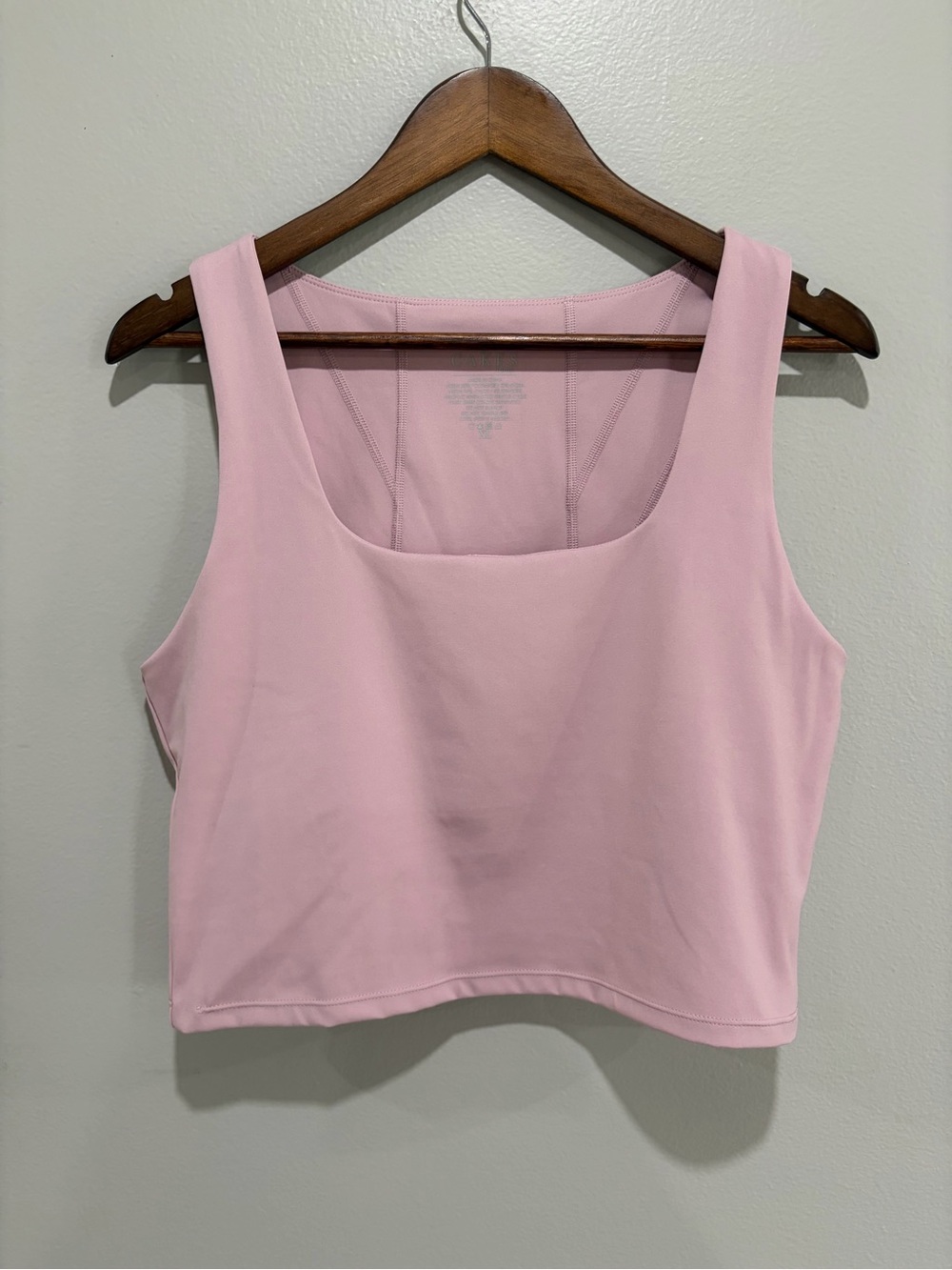 Cakes Body No Bra Day Rose Pink cropped tank with built in shelf bra